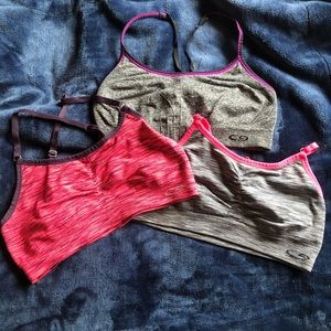 Sports bras size small